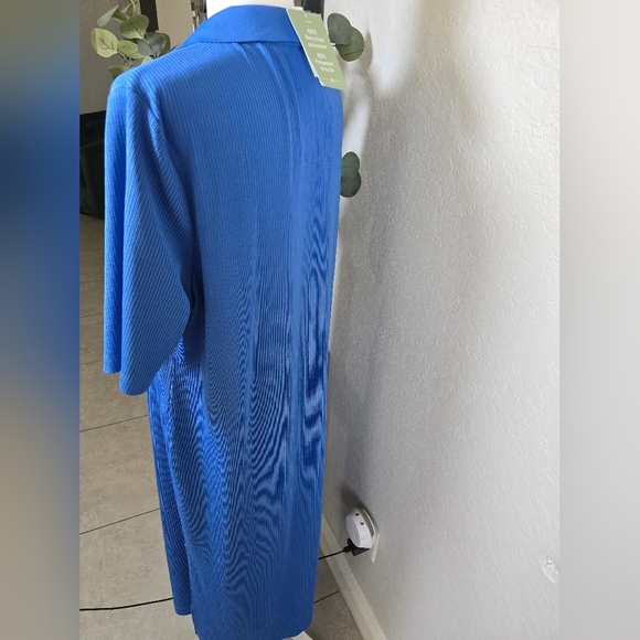 H&M Blue Polo Dress with Button Detail - Picture 6 of 9